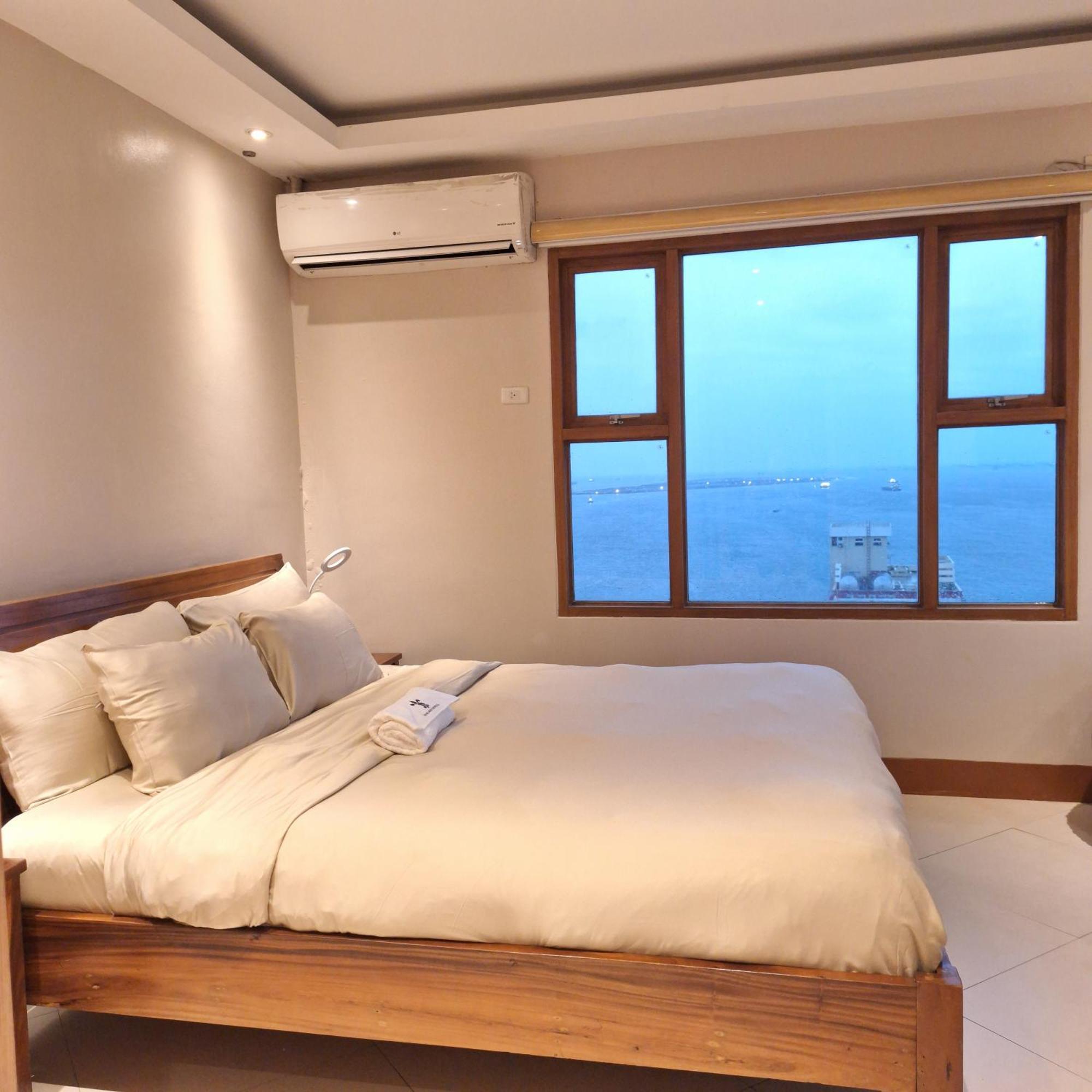 Manila Bayview Rental Екстер'єр фото