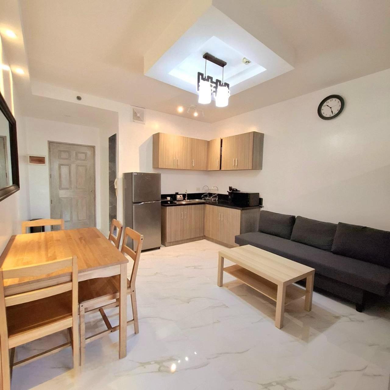 Manila Bayview Rental Екстер'єр фото