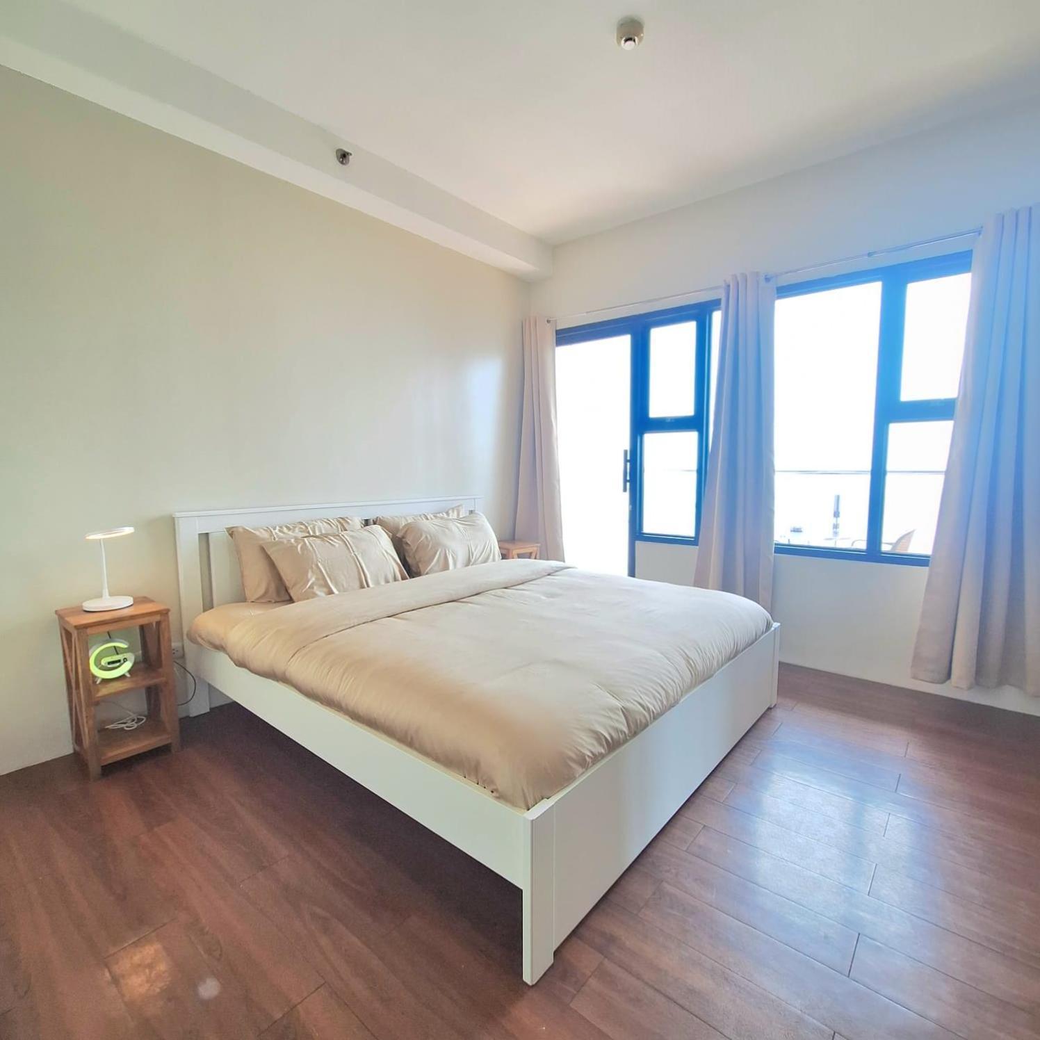 Manila Bayview Rental Екстер'єр фото